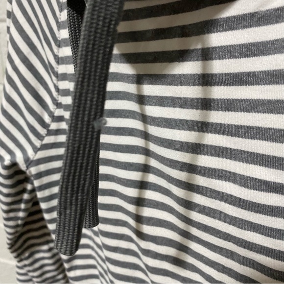 Gap Fit Gray And White Striped Cowl Turtleneck Active Wear Sweater Jacket Shirt - Picture 7 of 7